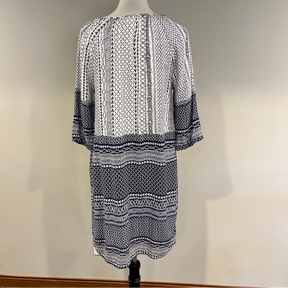 Tanzara Navy and White geometric print loose fit mini Dress size large - Picture 8 of 15